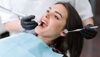 Diş Taşı Temizliği Yaptırmanın Zararları Var Mıdır?